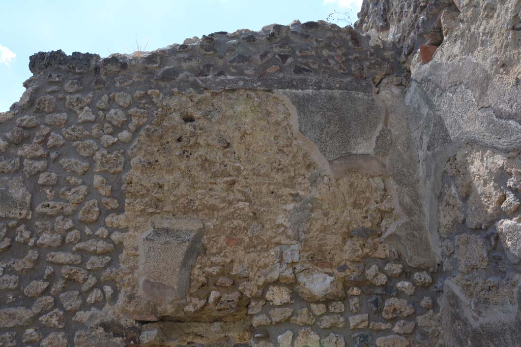 IX.5.18 Pompeii. May 2017. Room r, upper west wall.
Foto Christian Beck, ERC Grant 681269 DÉCOR.