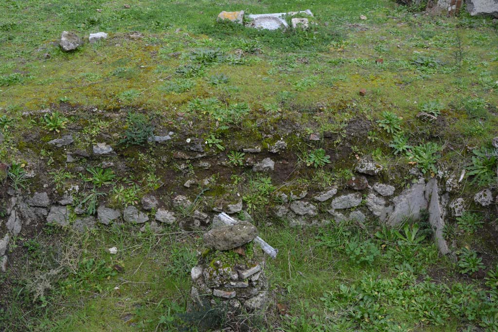 IX.5.18 Pompeii. March 2018. Atrium “b”, looking towards north side of pool.
Foto Annette Haug, ERC Grant 681269 DÉCOR.