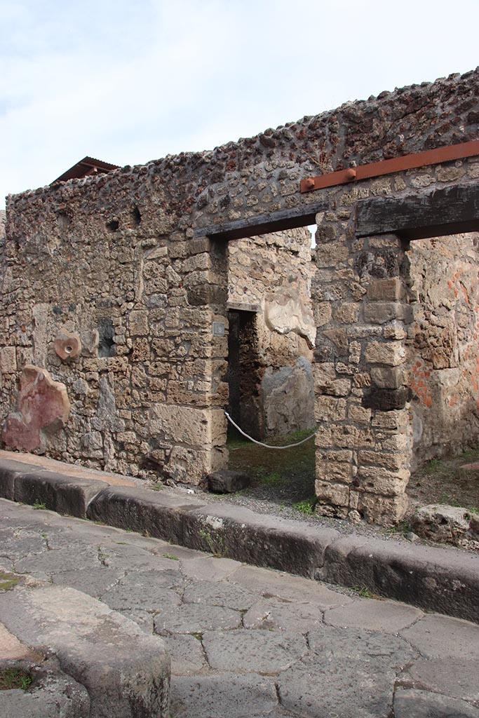 IX.7.19 Pompeii. October 2024. 
Looking north-east through entrance doorway. Photo courtesy of Klaus Heese.
