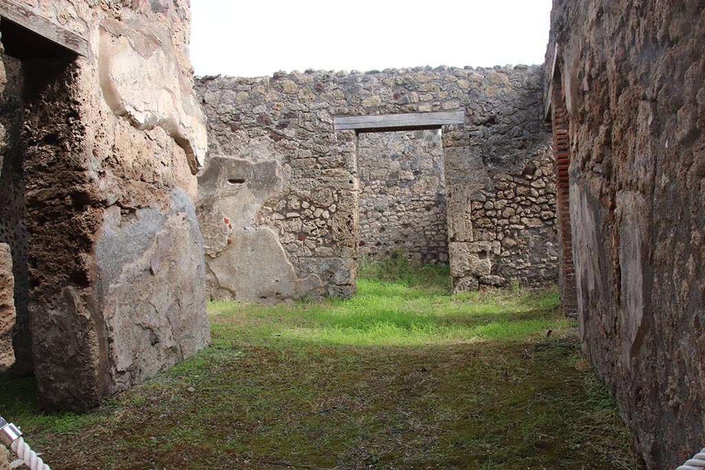IX.7.19 Pompeii. October 2024. Looking east across atrium from entrance doorway. Photo courtesy of Klaus Heese.