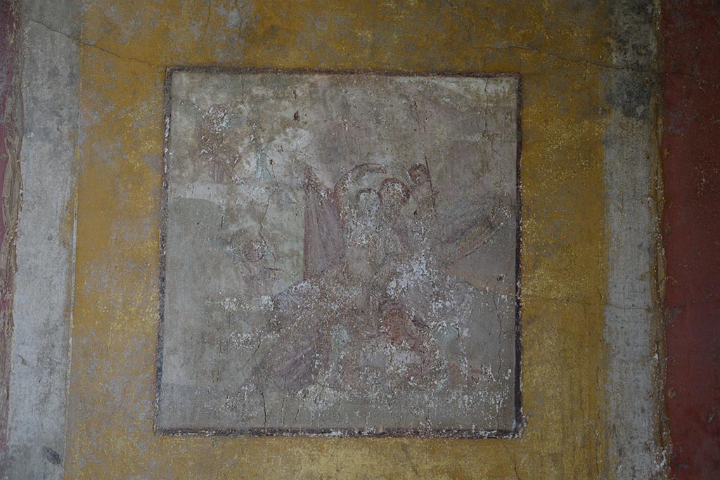 IX.7.20 Pompeii. October 2017.
Large triclinium (room i), painting of Ares and Aphrodite or Mars and Venus surrounded by cupids, from centre of east wall.
Photo courtesy of Johannes Eber.