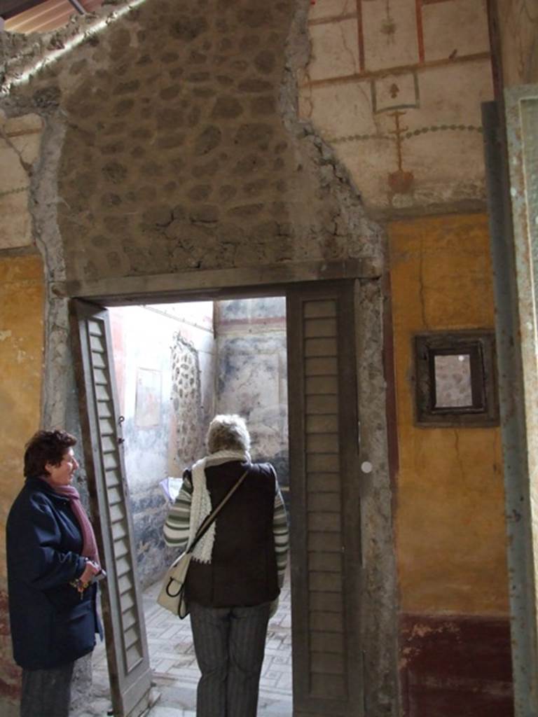 IX.8.6 Pompeii. December 2007. East wall of room 39. Doorway to room 40, cubiculum.