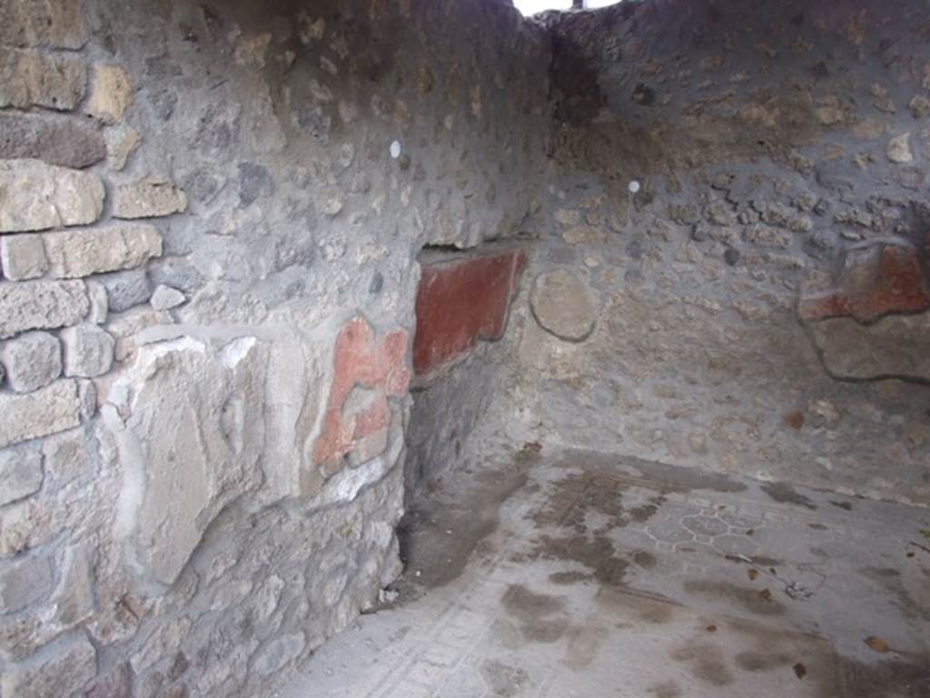 IX.8.6 Pompeii. December 2007. Room 55, Cubiculum, Bed recess.