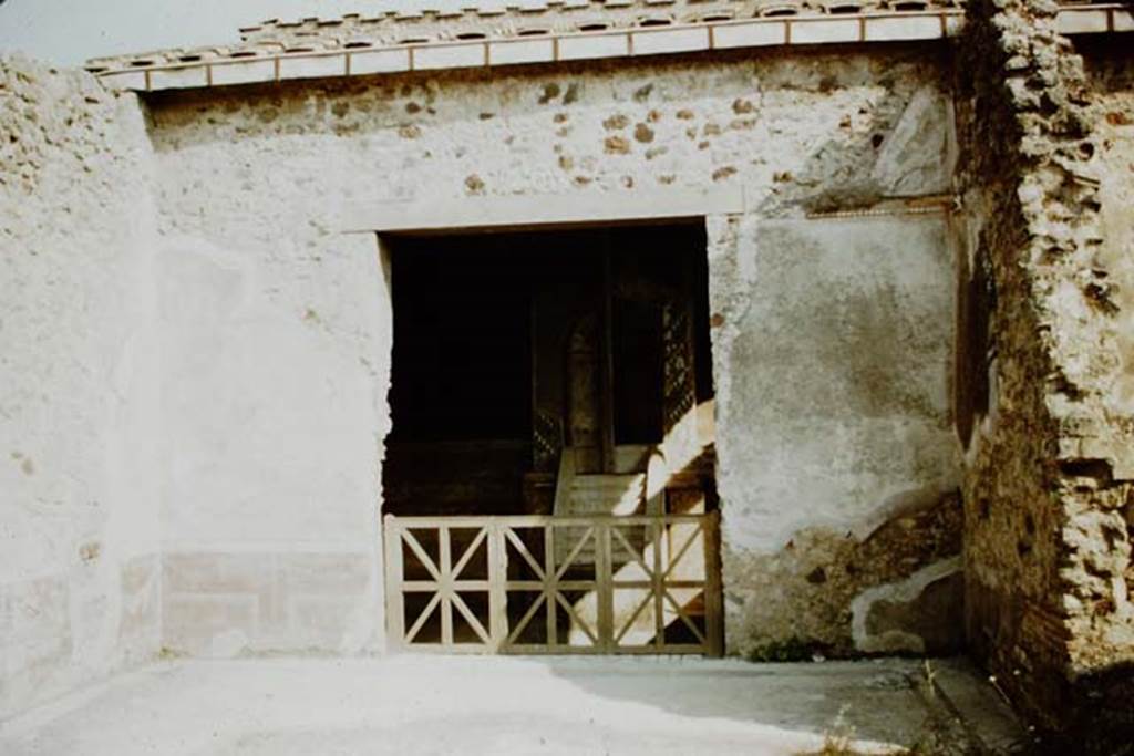 IX.8.6 Pompeii. 1957. Looking south across room 14, towards doorway to nymphaeum. Photo by Stanley A. Jashemski.
Source: The Wilhelmina and Stanley A. Jashemski archive in the University of Maryland Library, Special Collections (See collection page) and made available under the Creative Commons Attribution-Non Commercial License v.4. See Licence and use details.
J57f0194