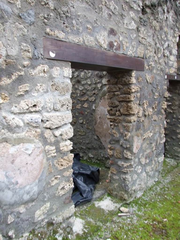 IX.8.6 Pompeii. March 2009. Room 25.