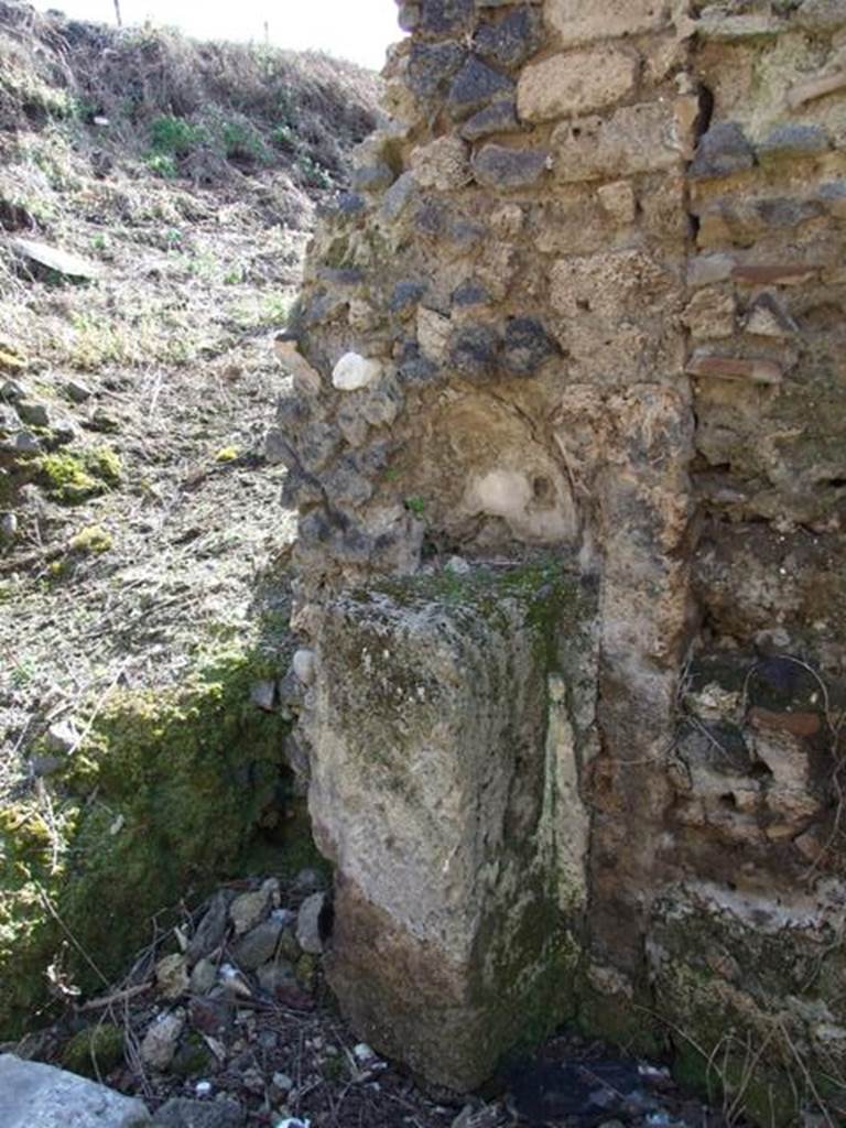 IX.8.8 Pompeii. March 2009. Street Altar on north side of entrance doorway.