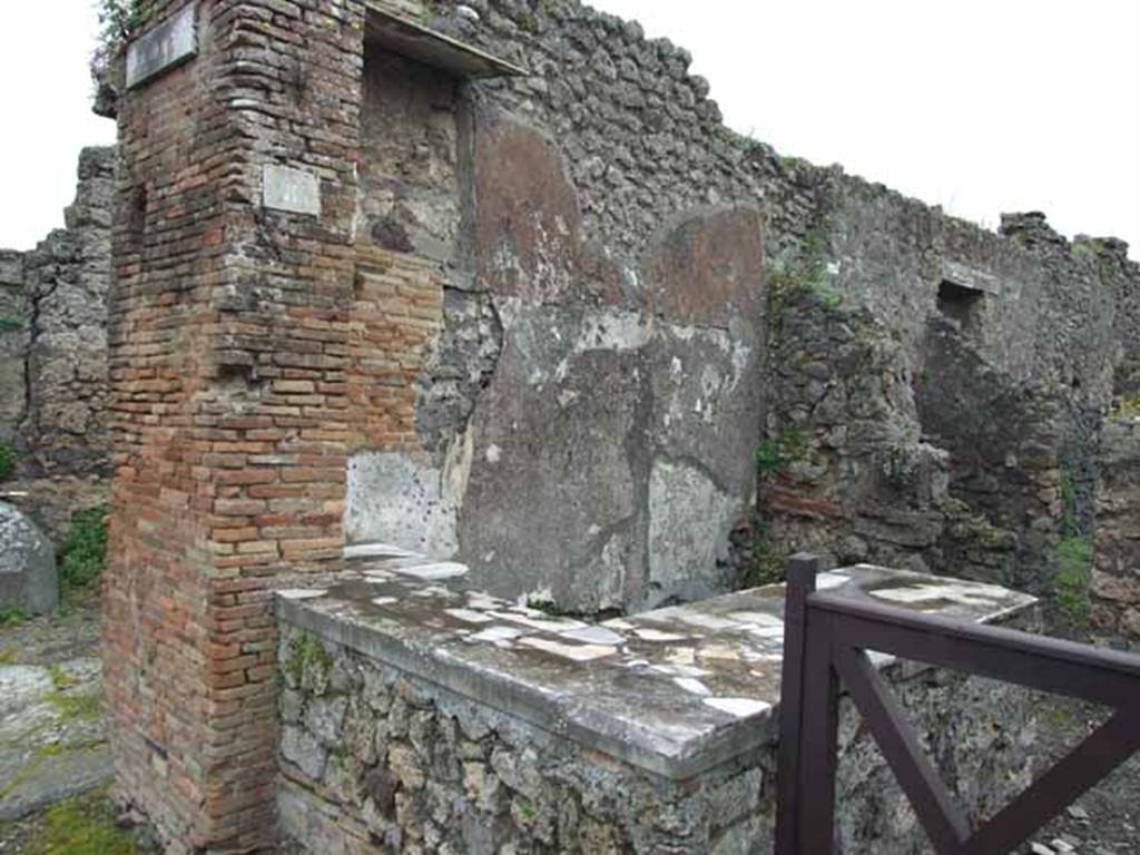 IX.9.8 Pompeii. May 2010. Looking south-east from Via di Nola towards the counter. According to Cooley’s translation, CIL IV 3775 was found here, although she gives the location as IX.VII.8. According to the note in Jashemski, this address is given as IX.VII.8, in Mau, RM (1889), p.30 and pl.1. However Della Corte describes CIL IV 3775 as coming from the house “opposite the entrance” of the house of Aemilius Celer, which would be IX.8.8. Neighbours beg you to elect Lucius Statius Receptus duumvir with judicial power, a worthy man. Aemilius Celer wrote this, a neighbour. You jealous one who destroys this, may you fall ill.
See Cooley, A. and M.G.L., 2004. Pompeii : A Sourcebook. London : Routledge. (p.126)
See Jashemski, W. F., 1993. The Gardens of Pompeii, Volume II: Appendices. New York: Caratzas. (p.247)
See Della Corte, M., 1965. Case ed Abitanti di Pompei. Napoli: Fausto Fiorentino. (p.166)