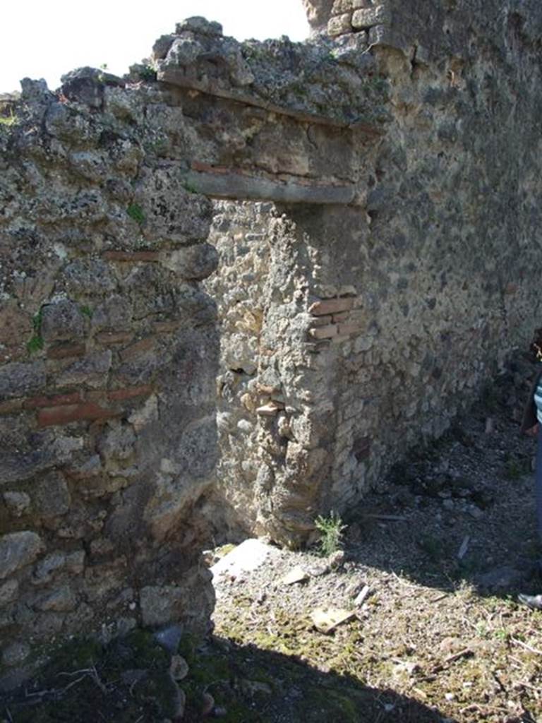 IX.9.10 Pompeii. March 2009. Entrance.