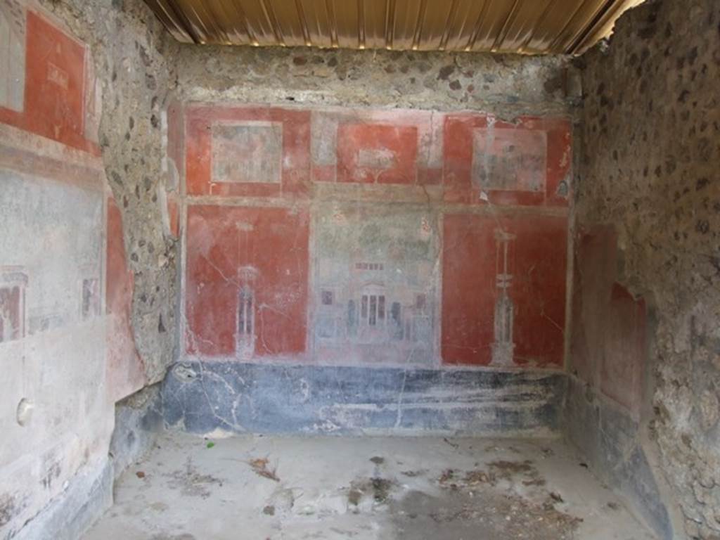 IX.9.c Pompeii. March 2009. West wall of Triclinium.