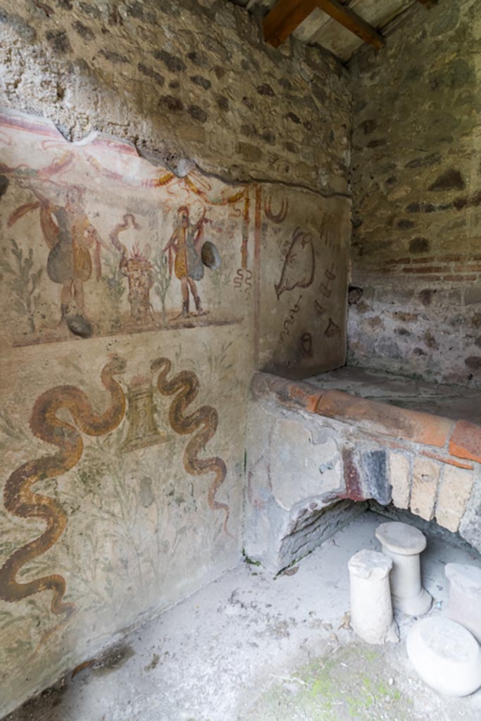 IX.9.c Pompeii. March 2023.
Looking towards north-east corner of kitchen. Photo courtesy of Johannes Eber.