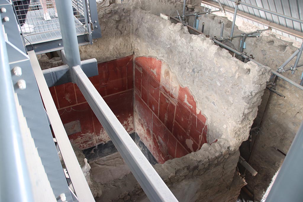 IX.12.9 Pompeii. October 2024.
Room 3, looking towards north-east corner and east wall, from above room 4. Photo courtesy of Klaus Heese.