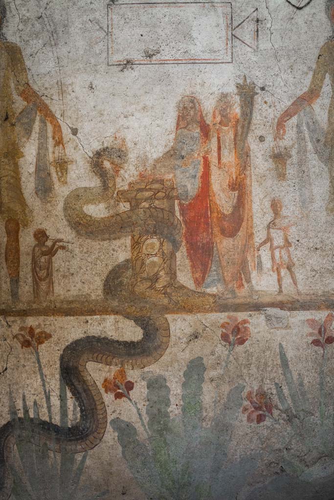 IX.13.1-3 Pompeii. October 2021.
Room 21, detail from lararium. Photo courtesy of Johannes Eber.