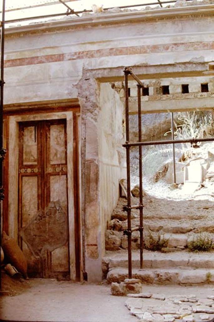 IX.13.1-3 Pompeii, 1968. Room 1, north side with painted doorway. Photo by Stanley A. Jashemski.
Source: The Wilhelmina and Stanley A. Jashemski archive in the University of Maryland Library, Special Collections (See collection page) and made available under the Creative Commons Attribution-Non Commercial License v.4. See Licence and use details.
J68f0062