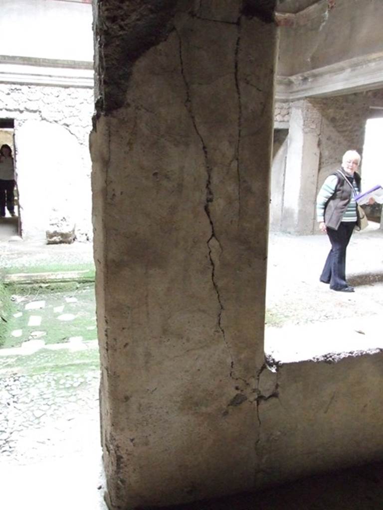 IX.13.1-3 Pompeii. March 2009. Room 4, west wall with door and window to atrium.