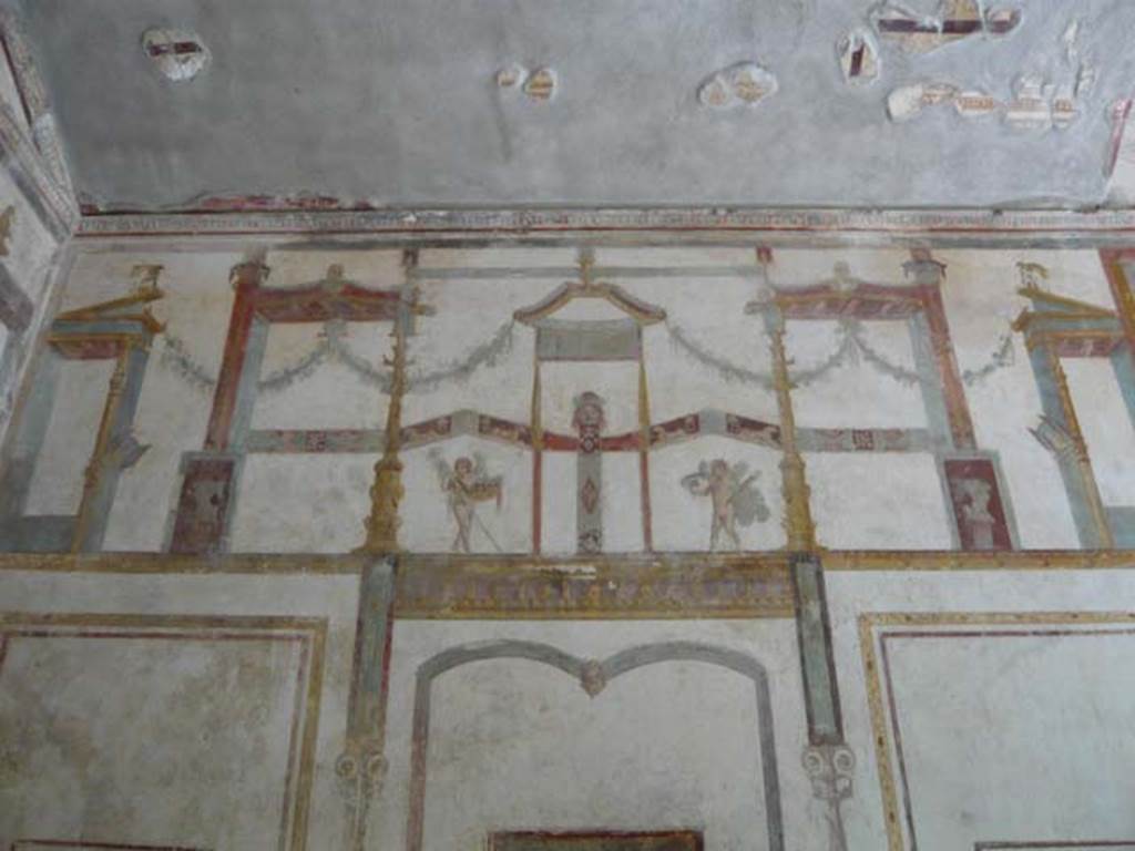 IX.13.1-3 Pompeii. May 2012. Room 11, upper east wall. Photo courtesy of Buzz Ferebee.
