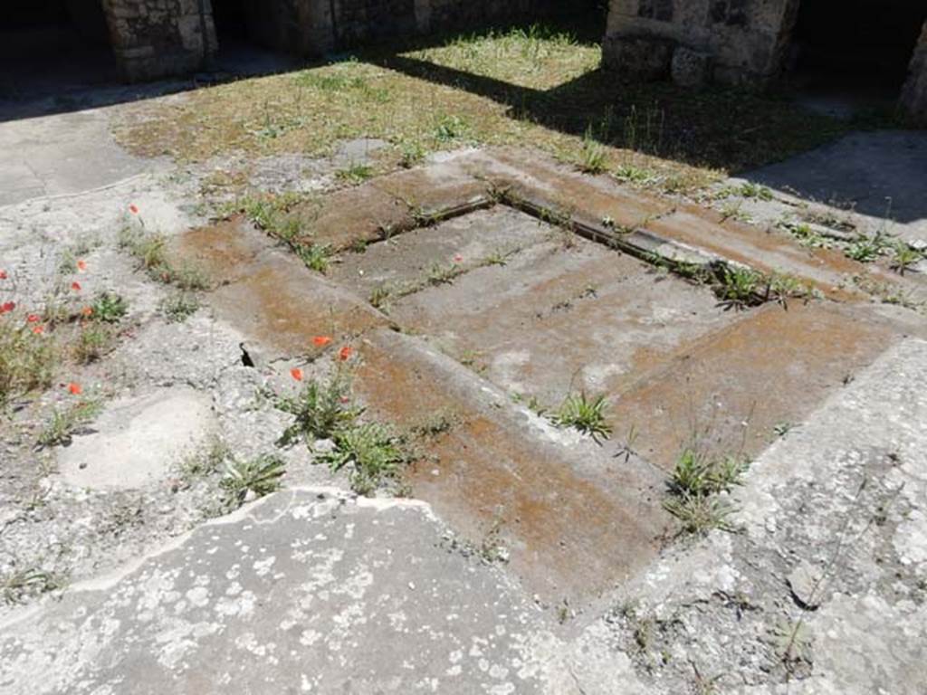 IX.14.4 Pompeii. May 2017. Looking south-west across impluvium of secondary atrium 27 at IX.14.2. Photo courtesy of Buzz Ferebee.