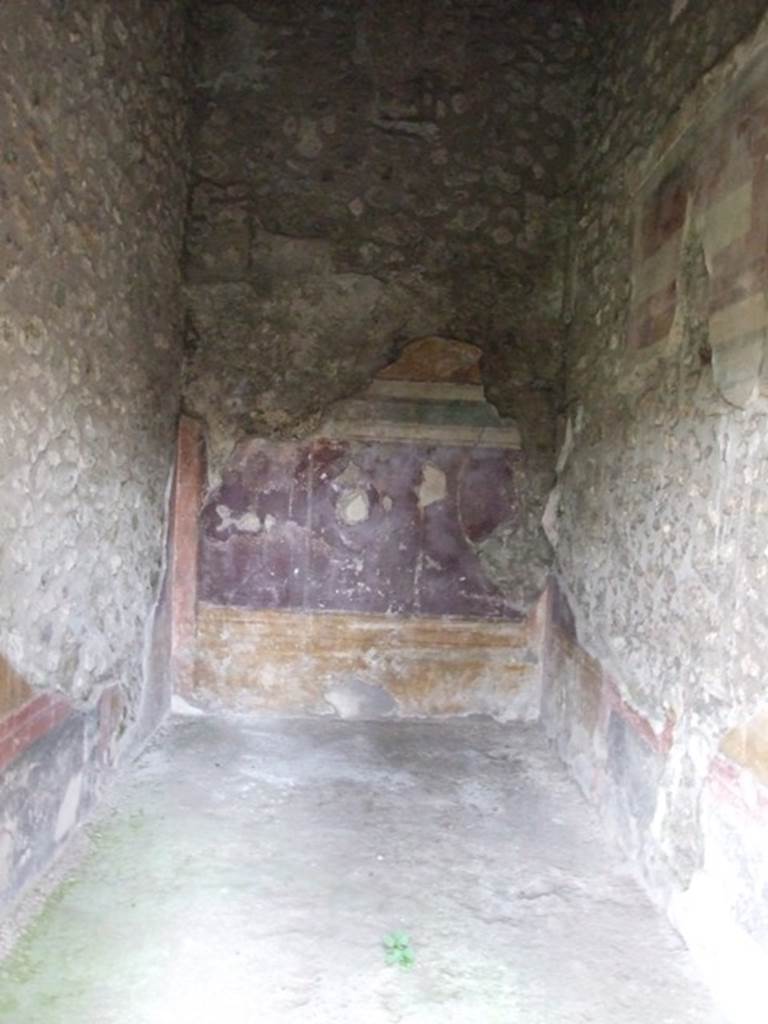 IX.14.4 Pompeii. May 2005. Room 15, room on west side of peristyle, looking west. December 2007 after restoration and renovation and rebuilding of upper floor. See Schefold, K., 1962. Vergessenes Pompeji. Bern: Francke. (Taf.33) for north-west corner.