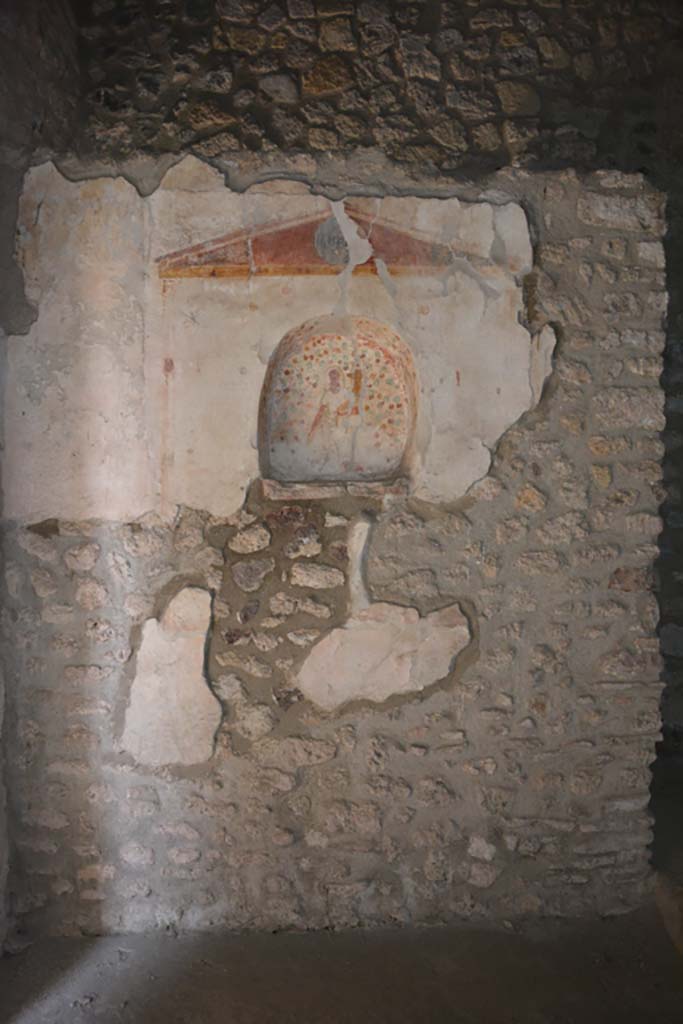 IX.14.4 Pompeii. September 2019. Kitchen 18, lararium niche in south wall.
Foto Annette Haug, ERC Grant 681269 DÉCOR.
