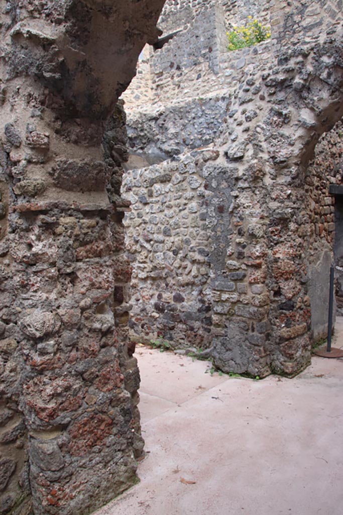 Villa of Diomedes, Pompeii. October 2023.
Looking north-east at doorway into room 5,1 on north side of area 5,a. Photo courtesy of Klaus Heese.