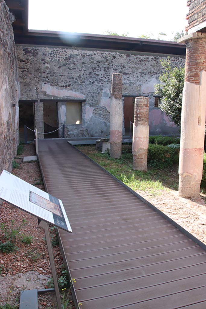 HGW24 Pompeii. Villa of Diomedes. October 2023.
Looking south along east portico of peristyle. Photo courtesy of Klaus Heese.