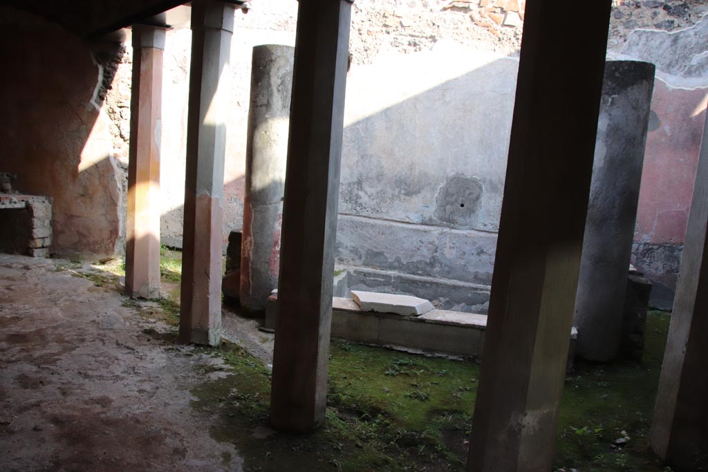 HGW24 Pompeii. Villa of Diomedes. October 2023.
Looking north along west side of small triangular courtyard, part of baths complex. Photo courtesy of Klaus Heese.
(Villa Diomedes Project- area 5, looking towards pool in area 4).
(Fontaine, room 3, courtyard of baths’ area)