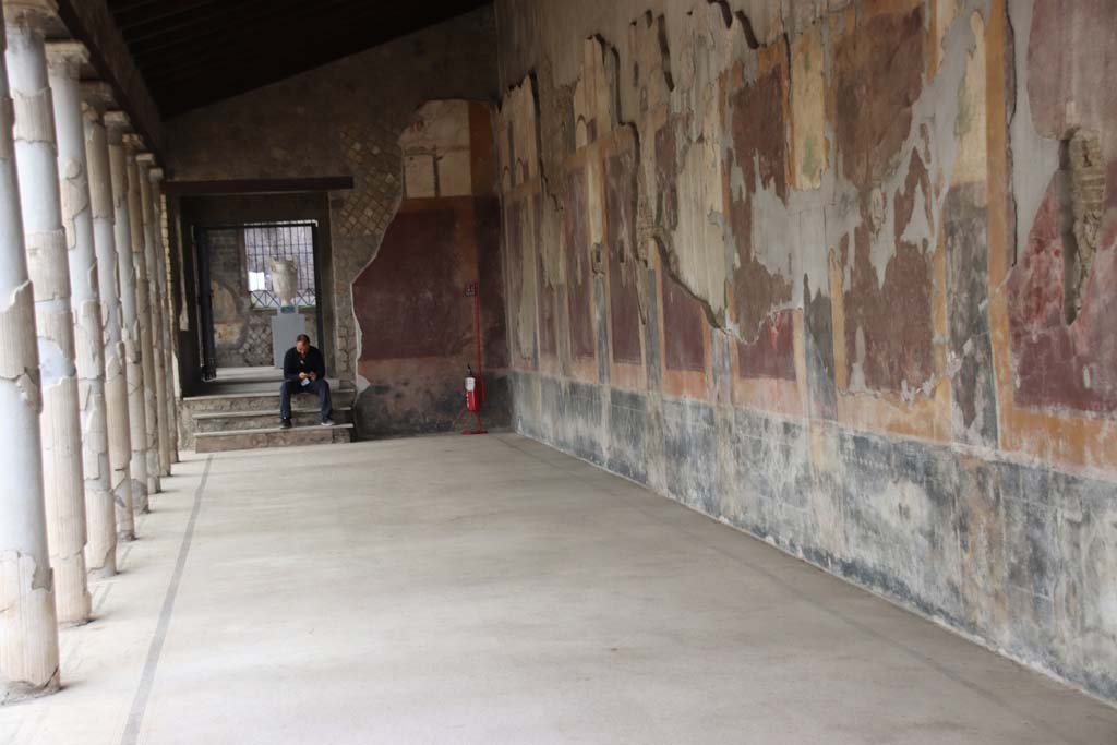 Villa San Marco, Stabiae, September 2019. Room 3, south-west corner of portico, looking towards steps and doorway to room 8.
Photo courtesy of Klaus Heese.
