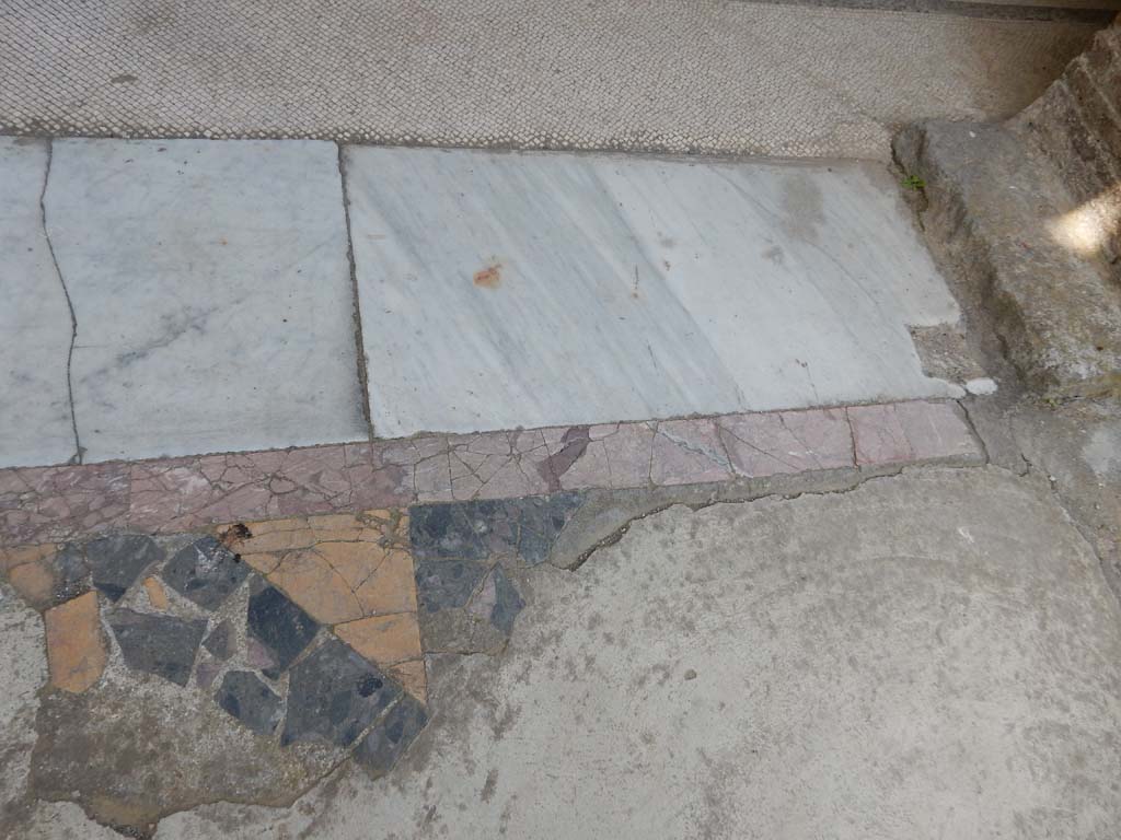 Villa San Marco, Stabiae, June 2019. Looking west at north end of doorway threshold to north portico 5, from end of pool.
Photo courtesy of Buzz Ferebee