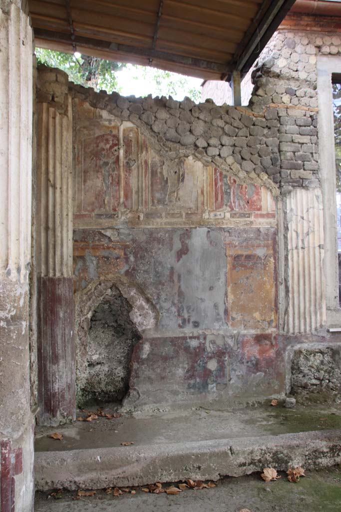 Villa San Marco, Stabiae, September 2019.
Area 65, nymphaeum, looking towards west wall at southern end of peristyle garden.
Photo courtesy of Klaus Heese.