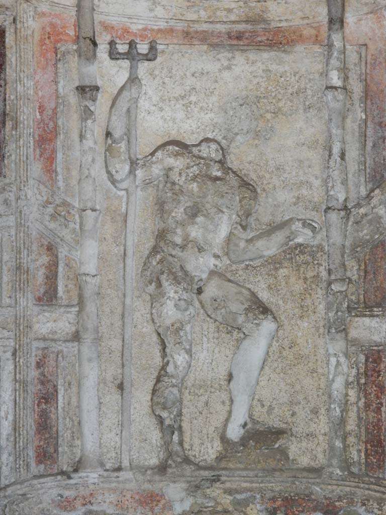Villa San Marco, Stabiae, June 2019. Area 65, detail of Neptune.
Photo courtesy of Buzz Ferebee
