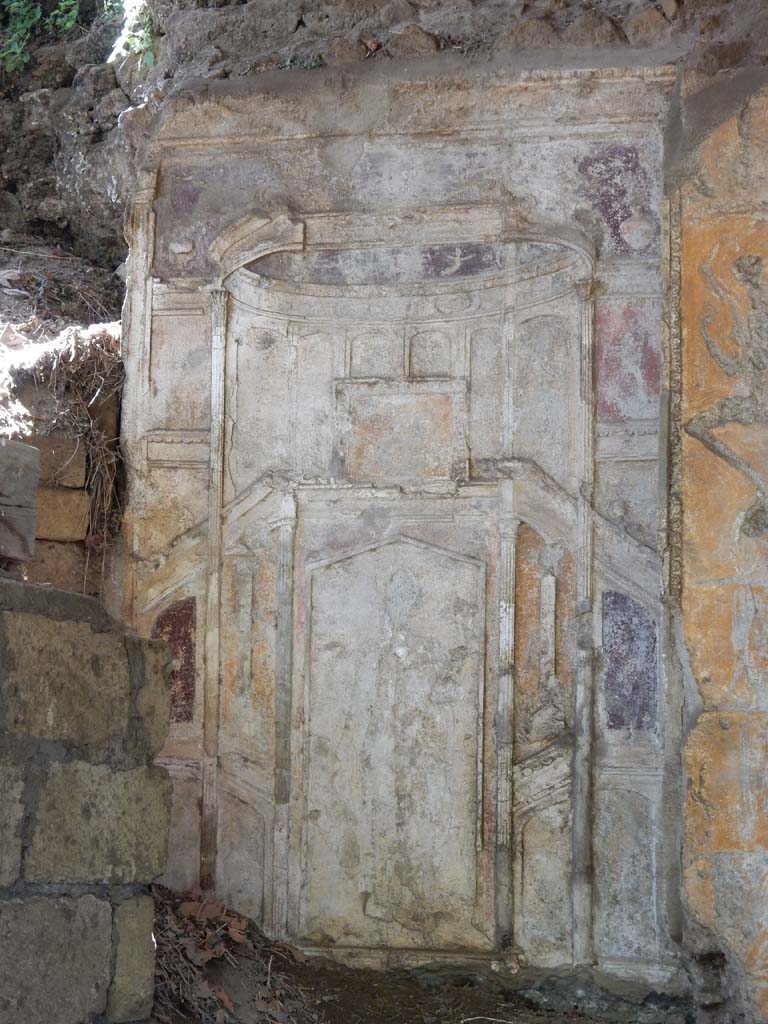 Villa San Marco, Stabiae, June 2019.
Area 65, nymphaeum at southern end of peristyle garden. Niche with stucco of Fortuna. Photo courtesy of Buzz Ferebee