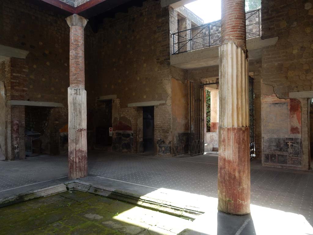 Villa San Marco, Stabiae, June 2019. Room 44, looking south-east across impluvium in atrium.
Photo courtesy of Buzz Ferebee
