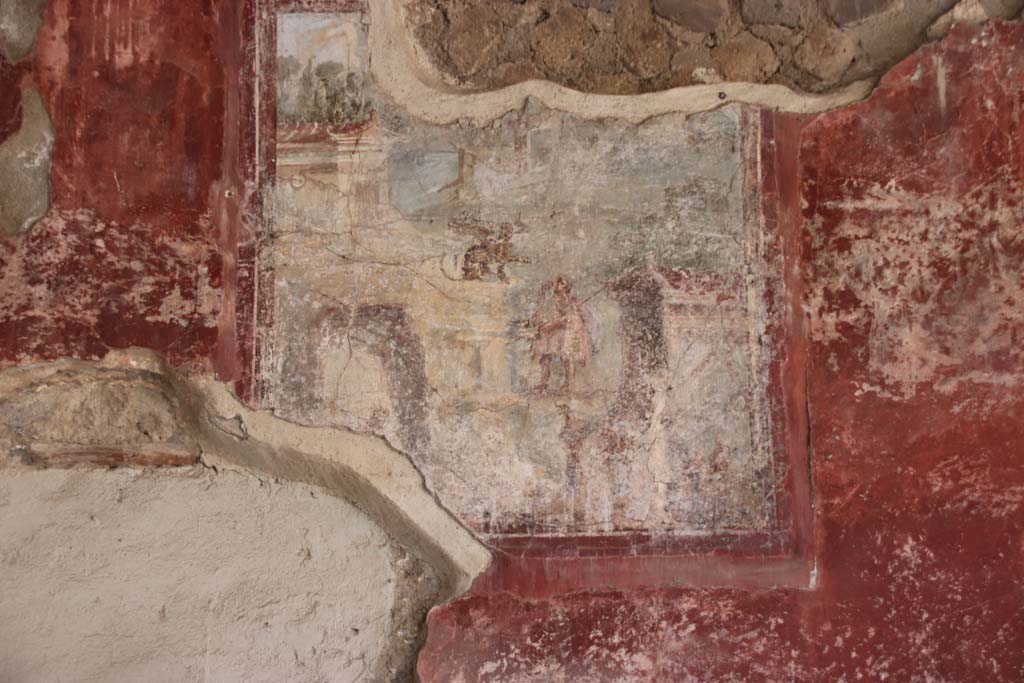 Villa San Marco, Stabiae, September 2021.
Room 44, north wall, detail of painting from west end above doorway to room 31. Photo courtesy of Klaus Heese.