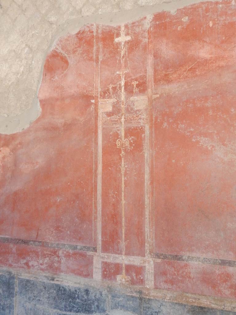 Villa San Marco, Stabiae, June 2019. Corridor 32, detail from west wall.
Photo courtesy of Buzz Ferebee