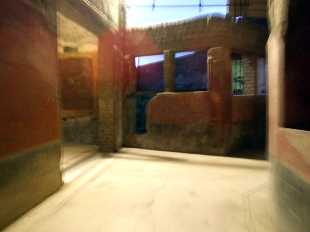 Villa San Marco, Stabiae, December 2006. Corridor 32, looking north. Doorway to room 20, the east portico is on the left. The doorway to room 24, baths entrance doorway, and corridor 22, are on the right. Directly ahead were the windows giving light from and overlooking the garden, room 19.