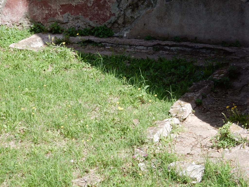Villa San Marco, Stabiae, June 2019. Room 19, gutter near north wall and in north-east corner.
Photo courtesy of Buzz Ferebee