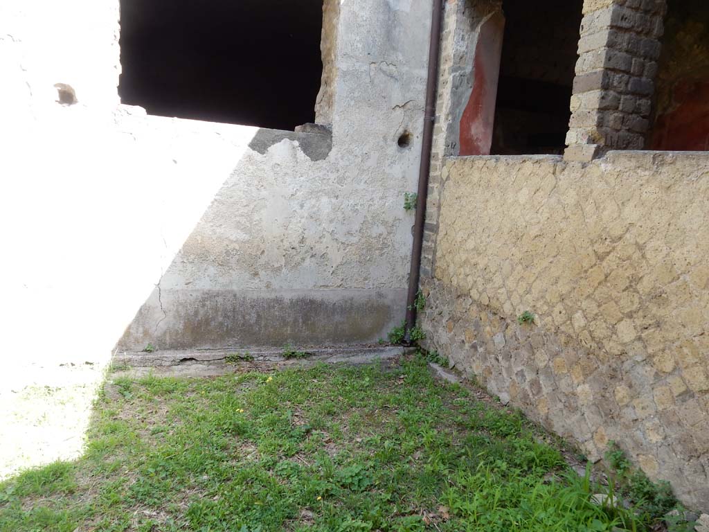 Villa San Marco, Stabiae, June 2019. Room 19, looking towards window in north wall in north-east corner, with gutter beneath.
Photo courtesy of Buzz Ferebee
