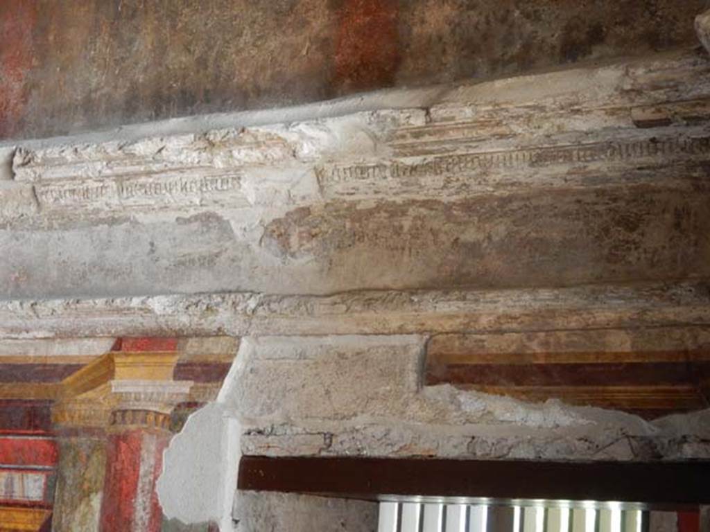 Villa of Mysteries, Pompeii. May 2015. Room 4, detail from upper south wall.
Photo courtesy of Buzz Ferebee.
