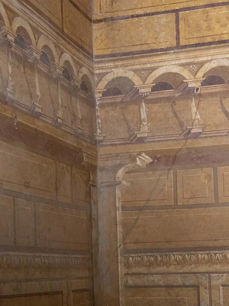 Villa of Mysteries, Pompeii. September 2017. Room 3, detail from upper west wall in south-west corner.
Foto Annette Haug, ERC Grant 681269 DÉCOR.