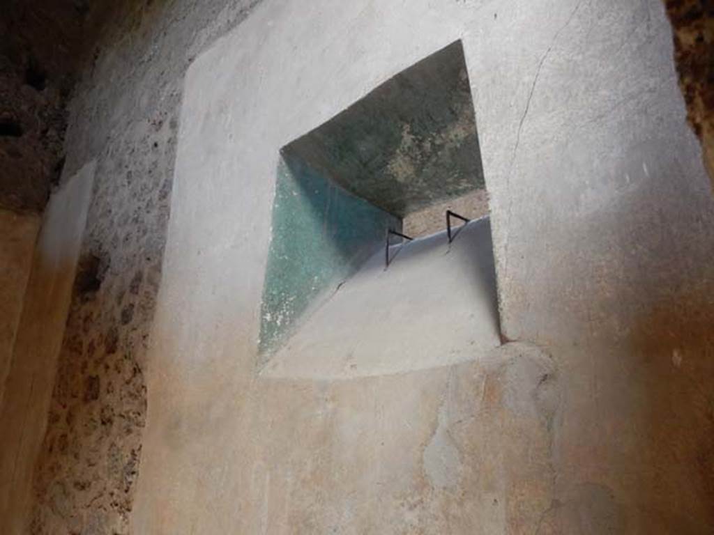 Villa of Mysteries, Pompeii. May 2015. Room 18, upper south wall. Photo courtesy of Buzz Ferebee.