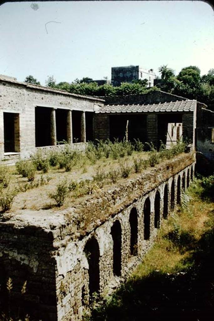 Villa of Mysteries, Pompeii. 1957. Looking east along the south side. Photo by Stanley A. Jashemski.
Source: The Wilhelmina and Stanley A. Jashemski archive in the University of Maryland Library, Special Collections (See collection page) and made available under the Creative Commons Attribution-Non Commercial License v.4. See Licence and use details.
J57f0368