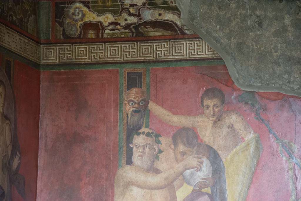 Villa of Mysteries, Pompeii. March 2019. Room 5, detail from upper east wall in north-east corner.
Foto Annette Haug, ERC Grant 681269 DÉCOR.