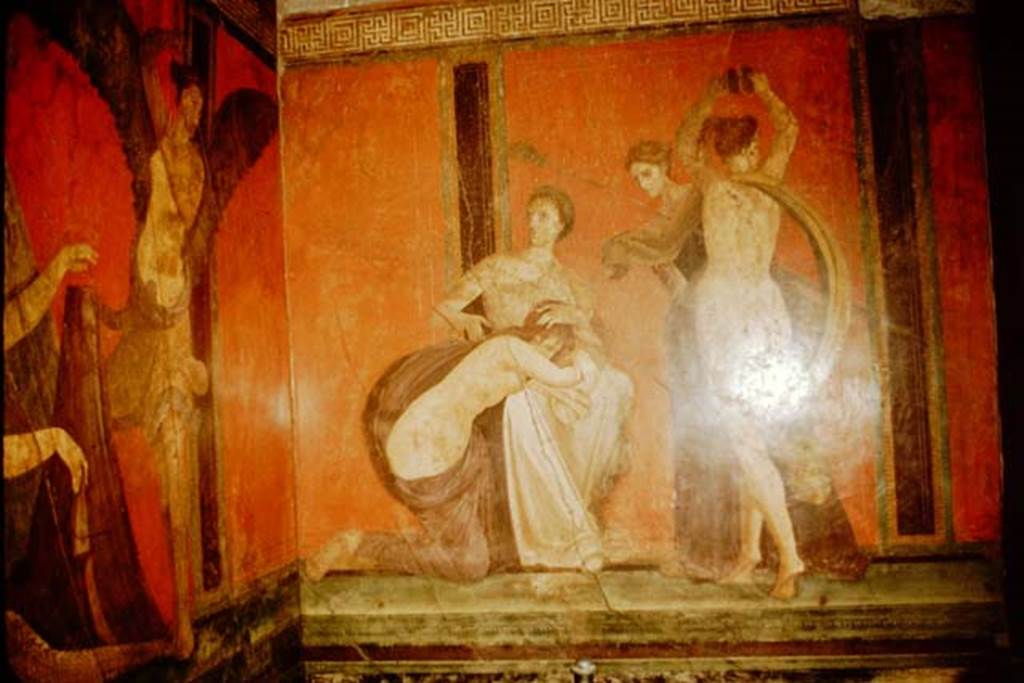 Villa of Mysteries, Pompeii. 1957. Room 5, detail from south wall, in south-east corner.
Photo by Stanley A. Jashemski.
Source: The Wilhelmina and Stanley A. Jashemski archive in the University of Maryland Library, Special Collections (See collection page) and made available under the Creative Commons Attribution-Non Commercial License v.4. See Licence and use details.
J57f0378