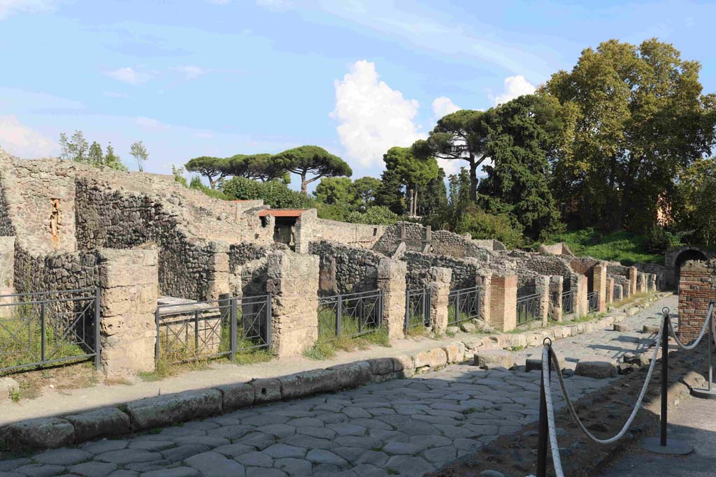 Via Stabiana, east side. September 2018. Looking south along I.2, from VIII.7. Photo courtesy of Aude Durand.