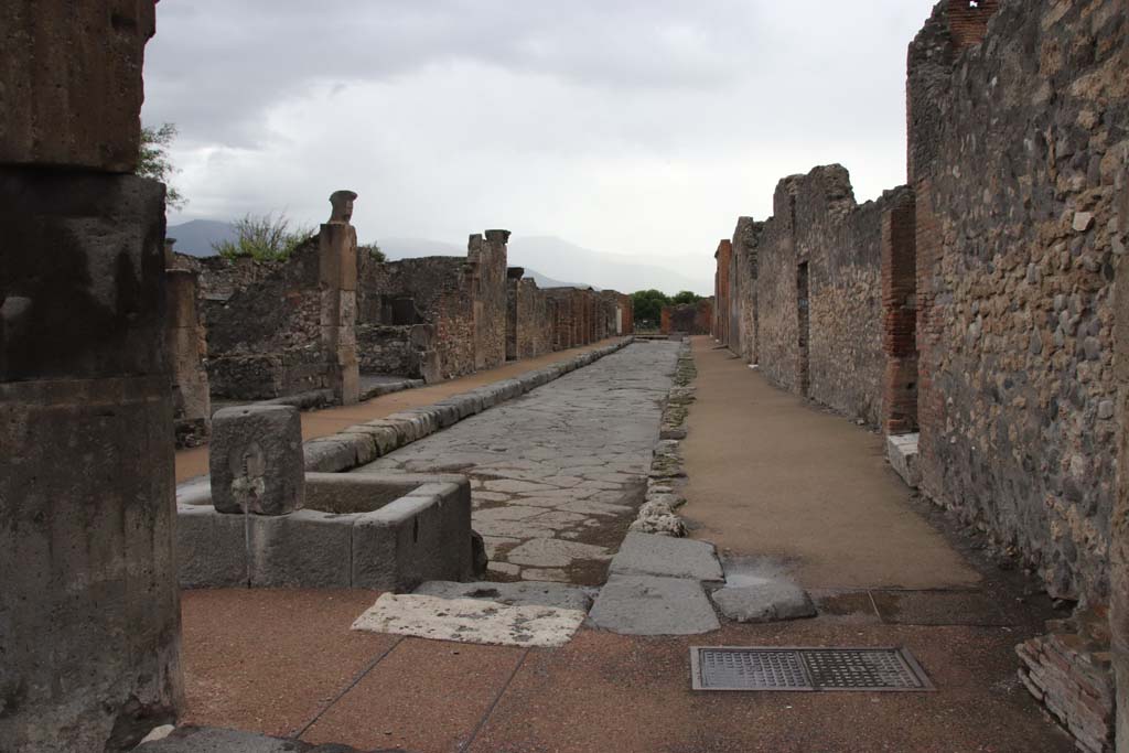 Via delle Scuole. October 2020. Looking south from the Forum. Photo courtesy of Klaus Heese.