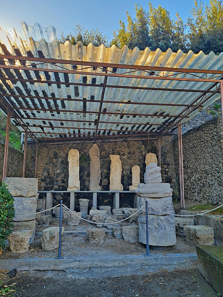 Pompeii Porta Nocera. October 2024.
Statues stored on south side of Via delle Tombe. Photo courtesy of Giuseppe Ciaramella.