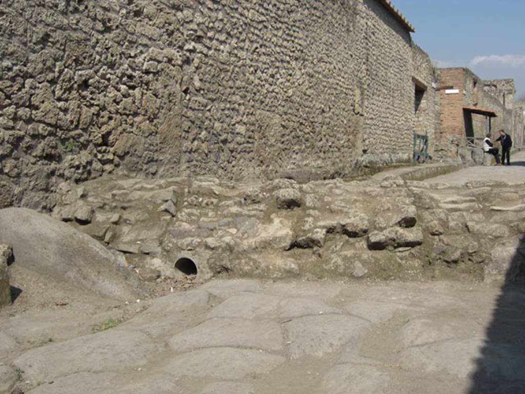 Via di Nocera, west side. September 2008. Site of Sarno Canal. Photo courtesy of Andreas Tschurilow.