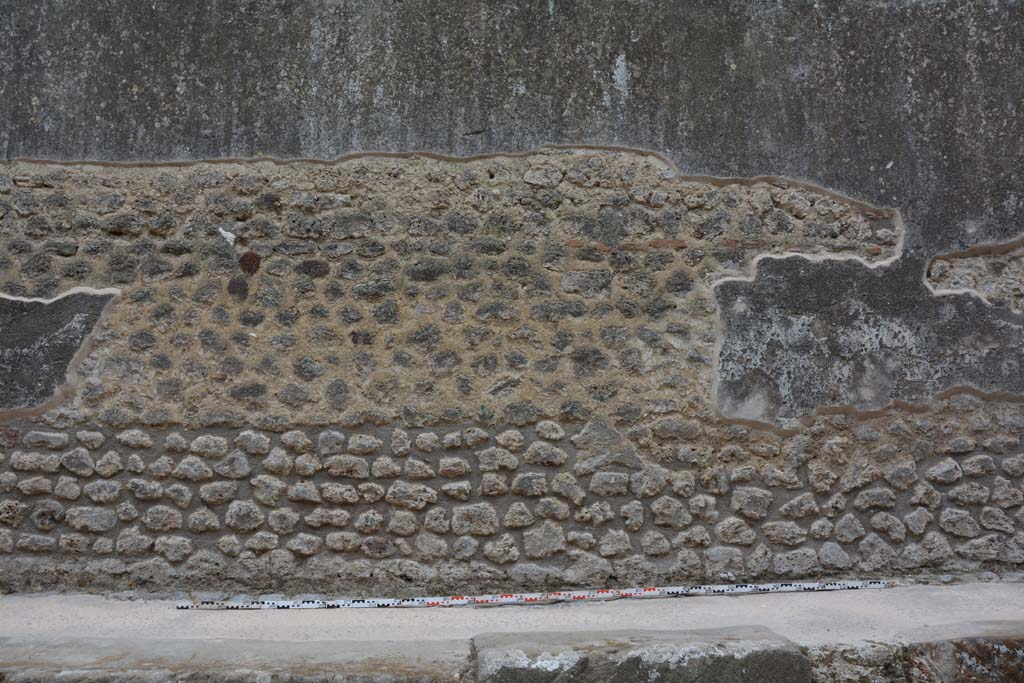 Vicolo del Centenario, west side, Pompeii. May 2017. Lower wall, cont’d.
Foto Christian Beck, ERC Grant 681269 DÉCOR.

