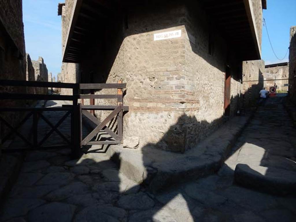 Vicolo del Lupanare, Pompeii, on right. May 2015. Looking north from junction with Vicolo del Balcone Pensile (on left). Photo courtesy of Buzz Ferebee.