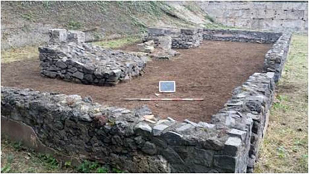 Santuario extraurbano del Fondo Iozzino. 2014. New excavations in progress in inner enclosure.
Photograph © Parco Archeologico di Pompei.
