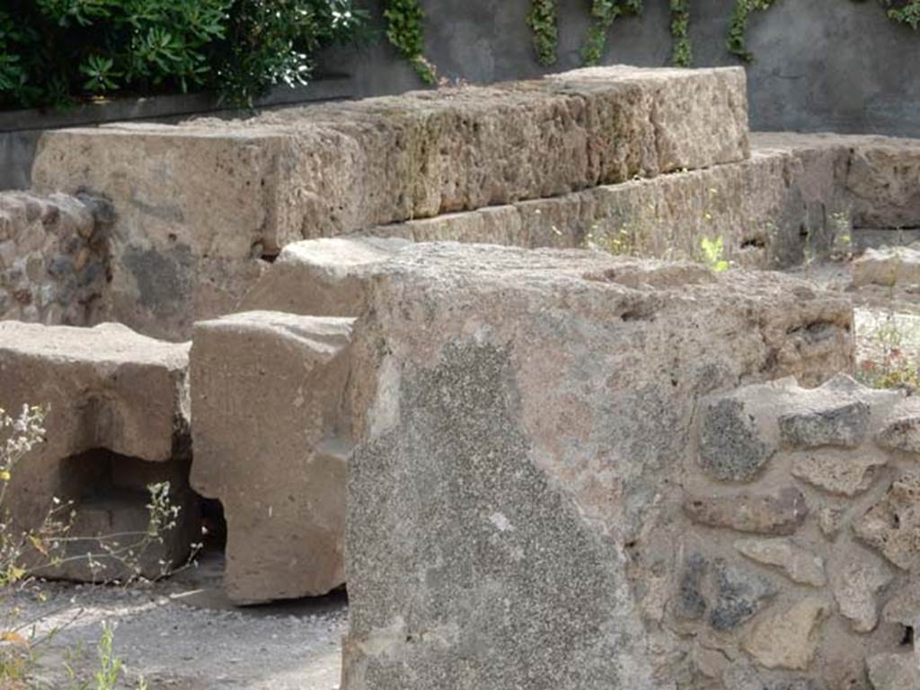 Tempio dionisiaco in località Sant’Abbondio di Pompei. May 2018. North side of temple cella E.
Photo courtesy of Buzz Ferebee.